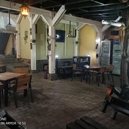 Casa Lucescu Lägenhet Vatra Dornei Exteriör bild